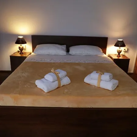 Mikel Bed & Breakfast *